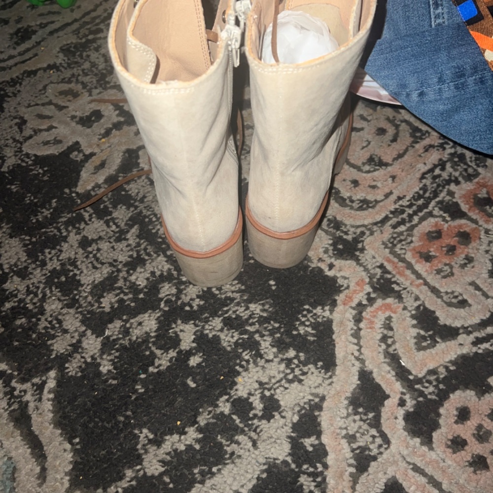 Shoes - Picture 3 of 3